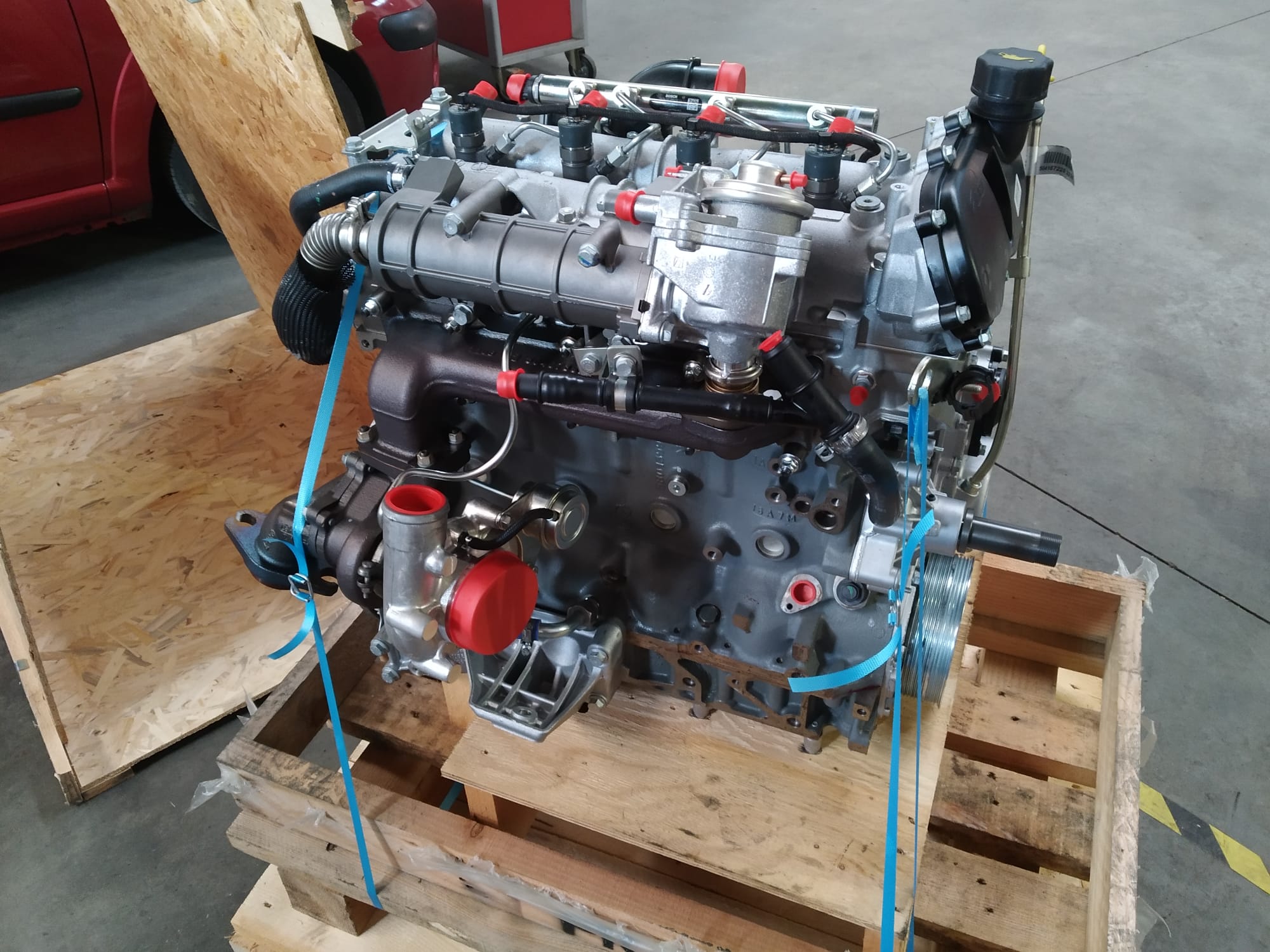 Motor nuevo para cambiar Taller mecanico y electrico de vehiculos en Lleida Autoelectric ECA